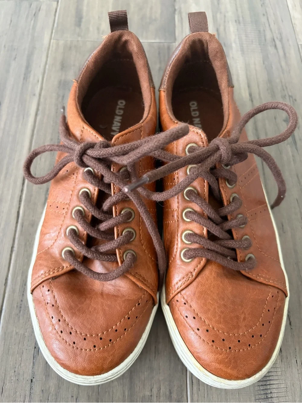 Boys brown faux leather dress sneakers - size 3 - Old Navy